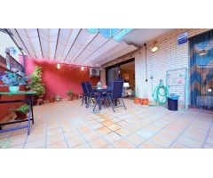 Planta baixa amb gran terrassa i zona comunitària a Espai Tolrà