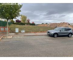 TERRENO EN EL BOSQUE REAL