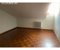 APARTAMENTO CENTRICO MUY LUMINOSO Y CON VISTAS AL PATIO DE LAS FRANCESAS