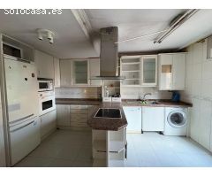 CHALET ADOSADO EN ZARATÁN