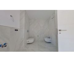 Villa de Lujo en Venta en Benalmádena Costa, Málaga