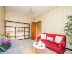 TU NUEVO COMIENZO EN LA ROMANA: CASA DE PUEBLO EN CALLE MAYOR, 58