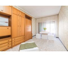 TU NUEVO COMIENZO EN LA ROMANA: CASA DE PUEBLO EN CALLE MAYOR, 58