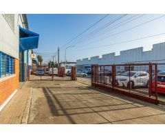 Nave Industrial en Perfecto Estado con Ubicación Estratégica en Sevilla