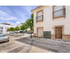???? ¡GRAN OPORTUNIDAD EN SANLÚCAR LA MAYOR CON TERRAZA DE ENSUEÑO! ????
