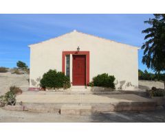 ¡¡¡AQUÍ TIENES UNA ESPECTACULAR FINCA CON CASA INCLUIDA!!!