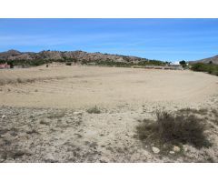 ¡¡¡AQUÍ TIENES UNA ESPECTACULAR FINCA CON CASA INCLUIDA!!!