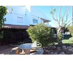 Chalet en Venta en Picassent, Valencia