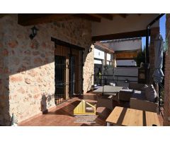 Chalet en Venta en Macastre, Valencia