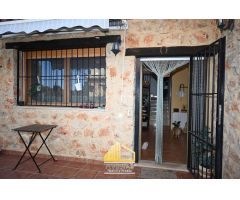 Chalet en Venta en Macastre, Valencia