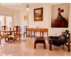 Piso de gran tamaño y excelentes calidades en pleno centro de Almoradí.