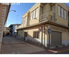 Casa céntrica con casi 300 m2 en el centro de San Fulgencio.