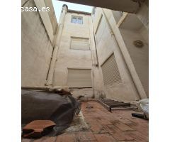 En venta edificio entero en Guardamar. ideal inversión.