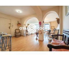 EN VENTA PRECIOSO PISO DE 4 HABITACIONES Y TERRAZA EN PASEO SUNYER - REUS -