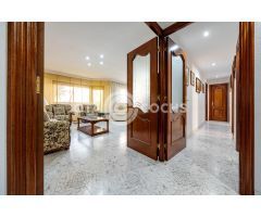 PLANTA BAJA CON TERRAZAS PARKING Y TRASTERO EN RIUDOMS