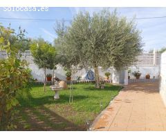 ESPECTACULAR chalet en CHIVA con todas las comodidades y piscina propia.