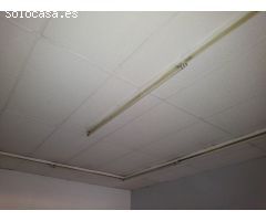 Local comercial a la venta de 188 m2 para poner negocio, garaje o trastero.