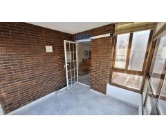 EXCLUSIVA. AMPLIA VIVIENDA CERCA DE RENFE CON PLAZA DE GARAJE OPCIONAL