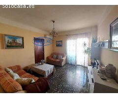 AMPLIO PISO EN ALTOZANO DE CUATRO DORMITORIOS