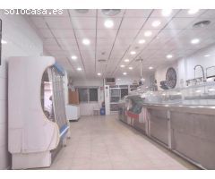 ¡En Santomera, se vende Amplio Local comercial!
