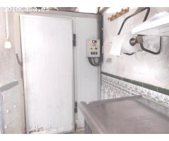 ¡En Santomera, se vende Amplio Local comercial!