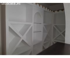 PISO 3 HABITACIONES Y LAVADERO CON UN PECULIAR SALON-COMEDOR -BAR EN EJIDO ESTE