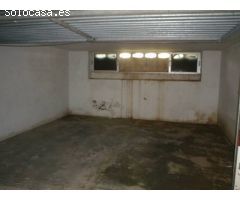 GARAJE CERRADO EN ZONA RESIDENCIAL RACO