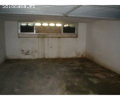 GARAJE CERRADO EN ZONA RESIDENCIAL RACO