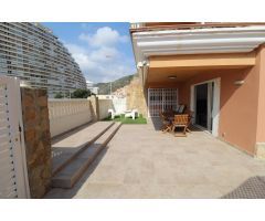 APARTAMENTO CON AMPLIA TERRAZA Y VISTAS AL MAR EN URBANIZACION BELLATERRA