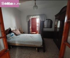OPORTUNIDAD DE INVERSION MAGNIFICA CASA EN EL BARRIO DE SAN MIGUEL