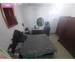 OPORTUNIDAD DE INVERSION MAGNIFICA CASA EN EL BARRIO DE SAN MIGUEL