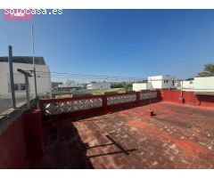MAGNIFICA CASA EN LA BARRIADA DE LAS FLORES SEMIREFORMADA