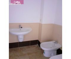 PRECIOSO PISO EN EL EDIFICIO PIZARRO CON PLAZA DE GARAJE Y TRASTERO (CON INQUILINO)