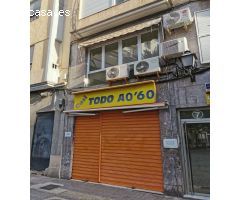 Local con salida de humos y derecho a terraza en la Plaza de las Flores