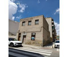 CASA SOLAR PARA DERRIBO EN VENTA