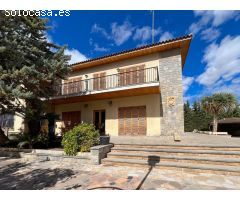 Chalet en Venta en Elche de la Sierra, Alicante