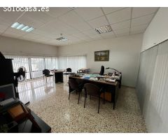 Nave industrial en Venta en Matola, Alicante