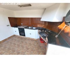 Se vende propiedad consistente en 2 villas pareadas independientes sobre un solar de 1127 m2