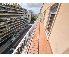 Se vende piso ático en pleno centro de Castellón, en Avenida Rey don Jaime
