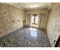 Se vende piso ático en pleno centro de Castellón, en Avenida Rey don Jaime
