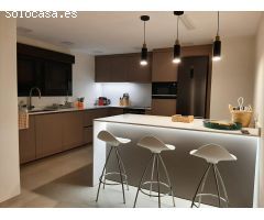 Se vende magnífico apartamento en primera línea de mar, playa del Eurosol, totalmente reformado