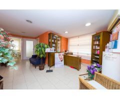 PRIMER PISO CALLE MAYOR ACTUALMENTE GABINETE TAMBIEN PUEDE SER VIVIENDA