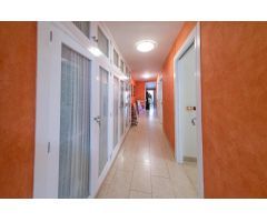 PRIMER PISO CALLE MAYOR ACTUALMENTE GABINETE TAMBIEN PUEDE SER VIVIENDA