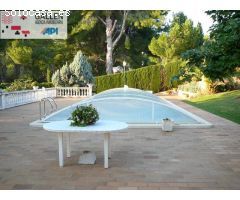 IMPRESIONANTE CHALET EN URBANIZACION LAS PALMAS - BENICASSIM