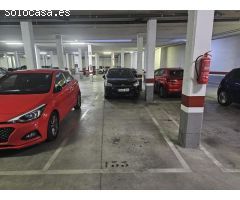 ¡Oportunidad de alquiler de plaza de garaje en la zona de la Universidad!