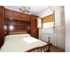 VENTA DE CASA EN ALERA, 4 HABITACIONES, SALÓN, COCINA Y BAÑO, PATIO Y COCINA CAMPERA