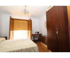 VENTA DE CASA EN ALERA, 4 HABITACIONES, SALÓN, COCINA Y BAÑO, PATIO Y COCINA CAMPERA