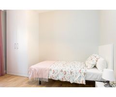 VIVIENDA DE 4 DORMITORIOS SE ALQUILA COMPLETA O POR HABITACIONES