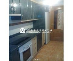 Piso en Venta en Valencia de las Torres, Valencia