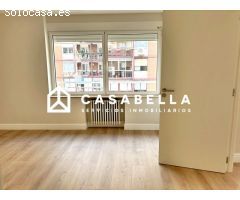 Piso en Venta en Valencia de las Torres, Valencia